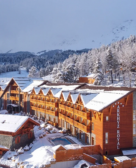 Отель «Архыз Роял Резорт и СПА»
