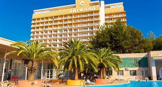 Отель Литфонд Пицунда - официальный сайт